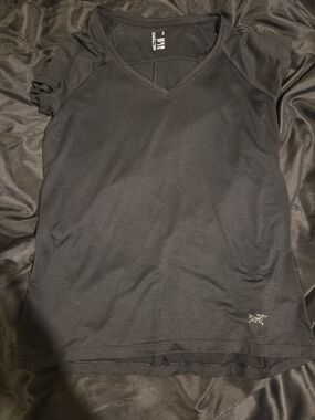Arc'teryx Black V-Neck Active Tee
